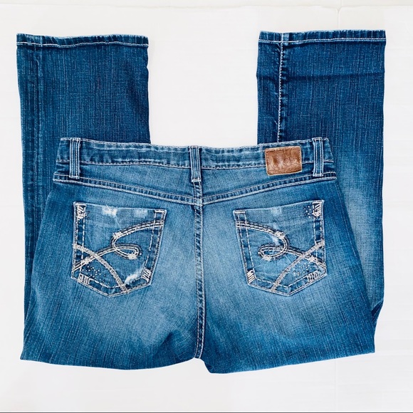 BKE Pants - BKE Capri Jeans.